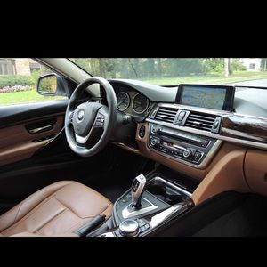 Meet your Posher, Tiasha